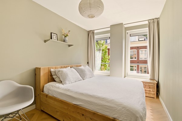 Medium property photo - Van Oldenbarneveldtstraat 52H, 1052 KC Amsterdam